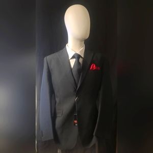 Umberto bonelli men's black suit size 46 r. Traditional fit. New with tags.